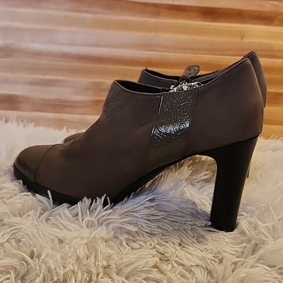 GEOX RESPIRA ANNYA SHORT BOOTIES TAUPE WOMENS 39.5 - Picture 2 of 16